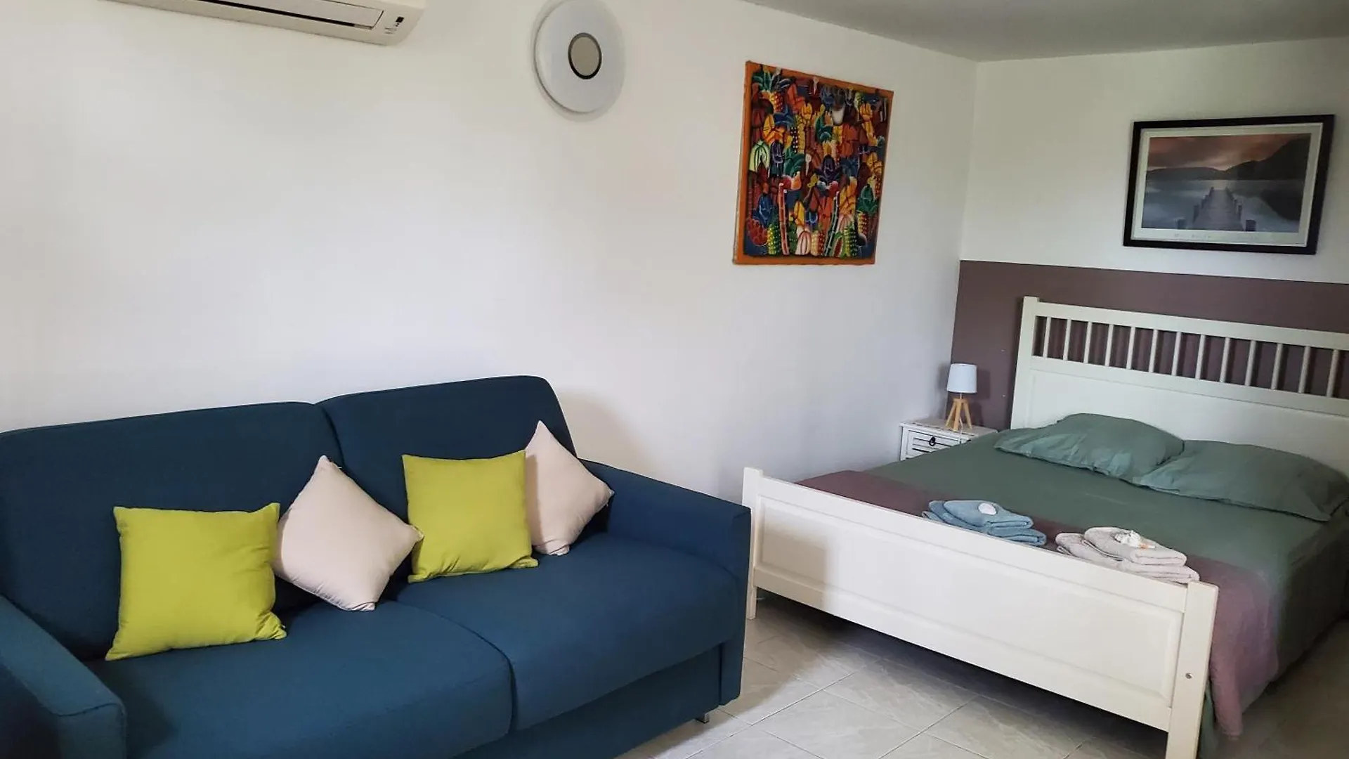 Apartment Jolie Studio En Rez De Jardin A L'Estaque Mourepiane Marseille