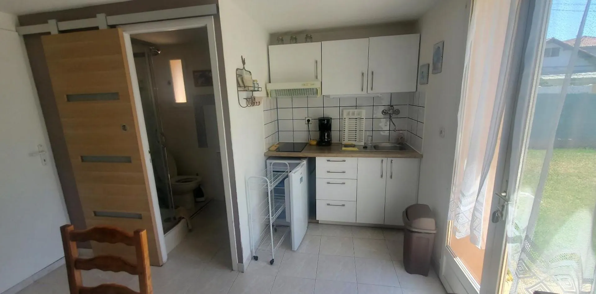 Jolie Studio En Rez De Jardin A L'Estaque Mourepiane Marseille 0*,  France